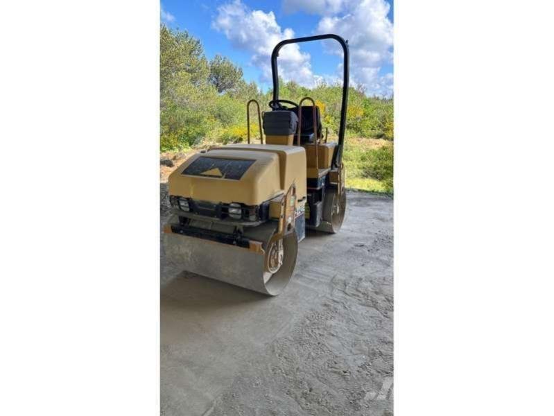 CAT CB-224E Kompaktori zemlje