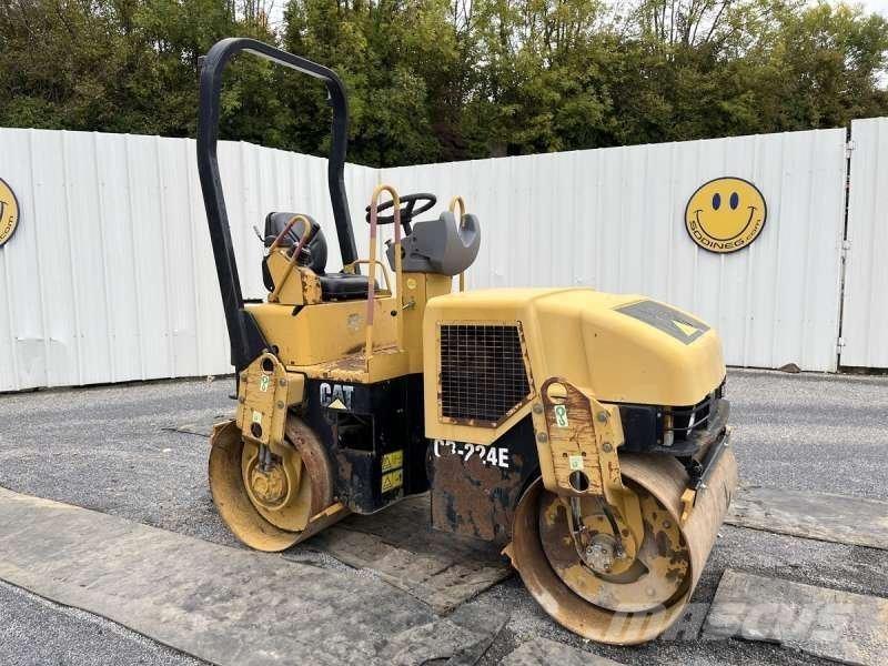 CAT CB-224E Kompaktori zemlje