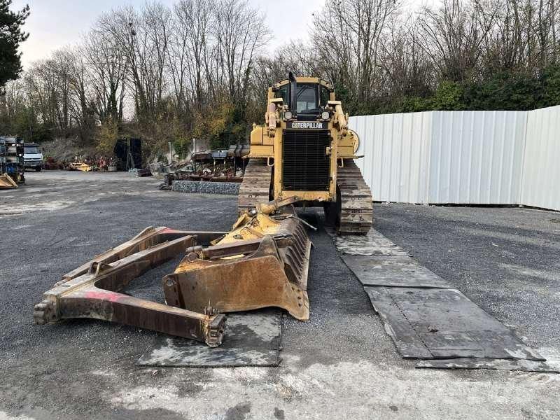 CAT D6RXL Buldožeri gusjeničari