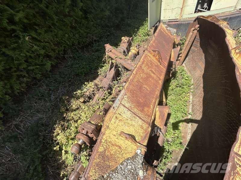 CAT D9H Buldožeri gusjeničari