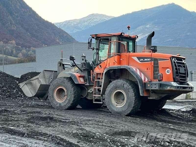 Doosan DL300 Utovarivači na kotačima