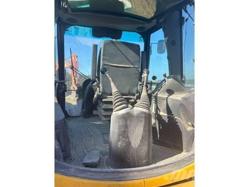 JCB 4CX Utovarni rovokopači