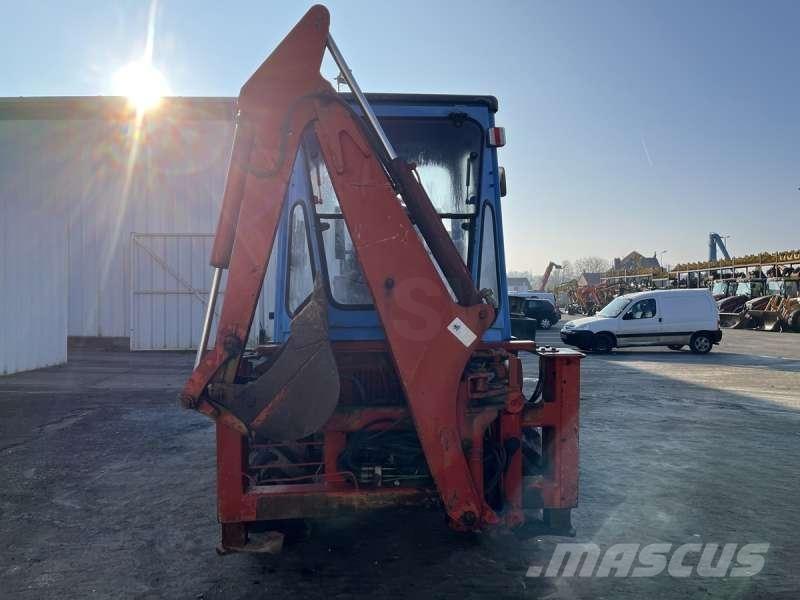 Kubota R520 Utovarni rovokopači