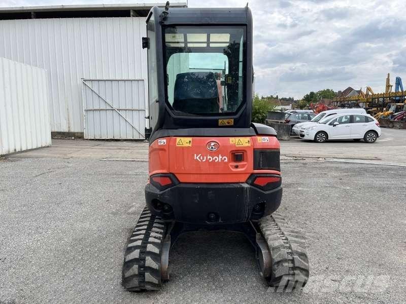 Kubota U27-4 Mini bageri <7t