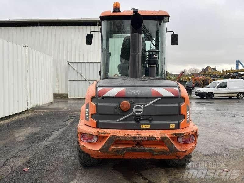 Volvo L30G Utovarivači na kotačima