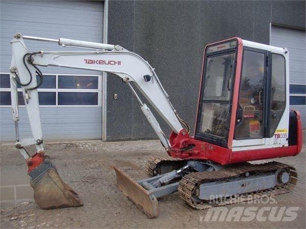 Takeuchi TB035 Mini bageri <7t