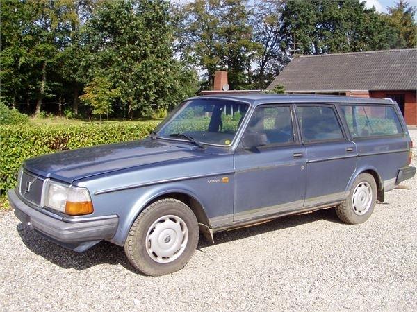 Volvo 240GL Automobili