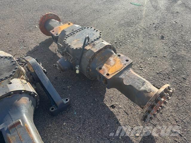 Hitachi ZW 250 AXLES Osi