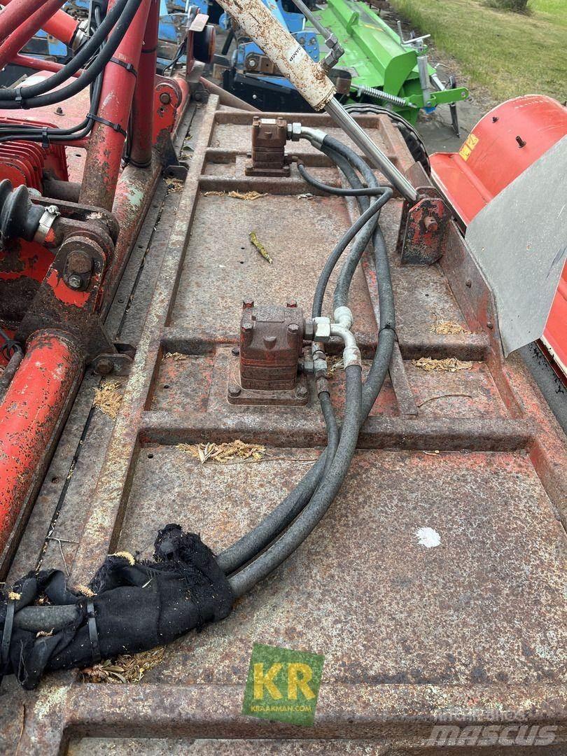 Dücker UM 27 Kosilice za pašnjak