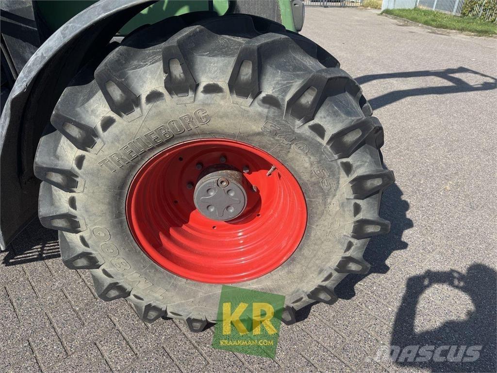 Fendt 716 Vario Traktori