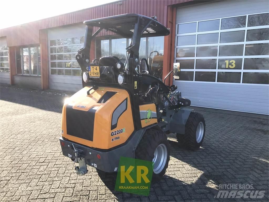 GiANT G2200E Prednji utovarivači i bageri