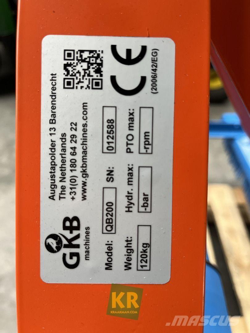  GKB Quick Brush Strojevi za metenje