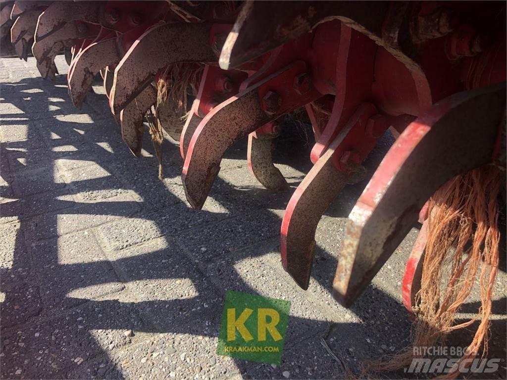 Grimme GR 9210 Odstranjivači stabljika krumpira