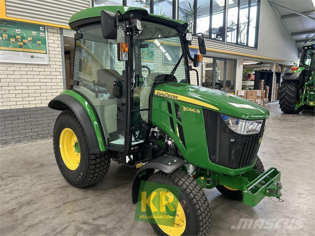 John Deere 3046R Kompaktni (mali) traktori