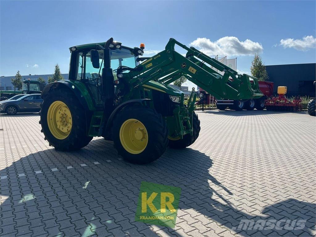 John Deere 6120M Traktori