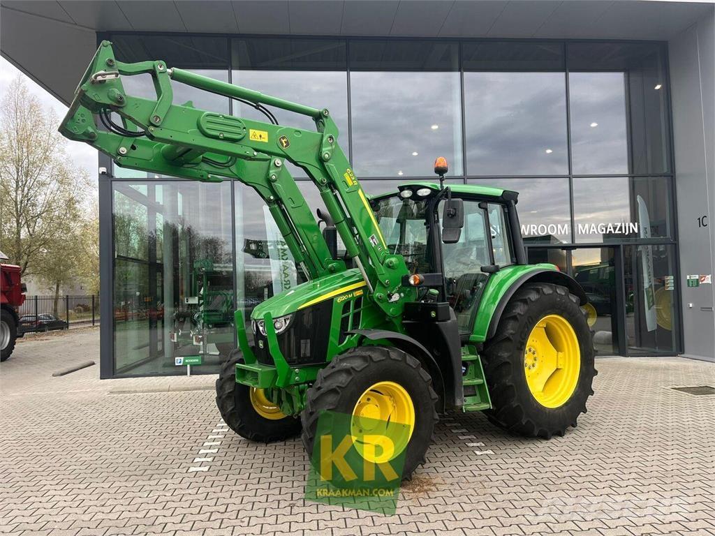 John Deere 6120M Traktori
