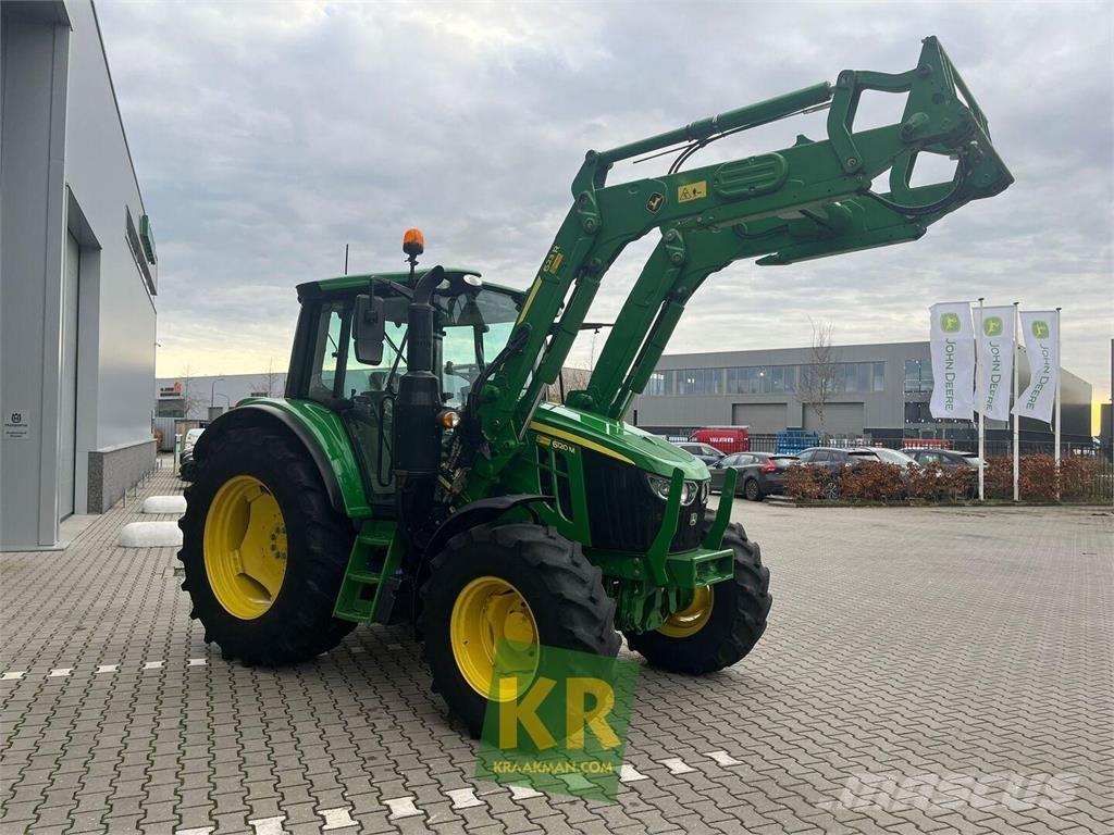 John Deere 6120M Traktori