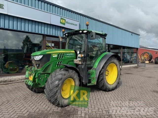 John Deere 6125R Traktori