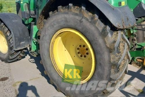 John Deere 6220 Traktori