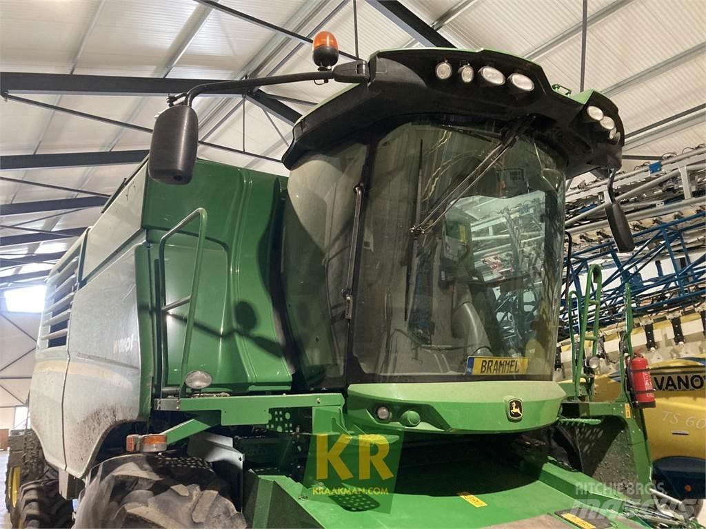 John Deere W650 Kombajni