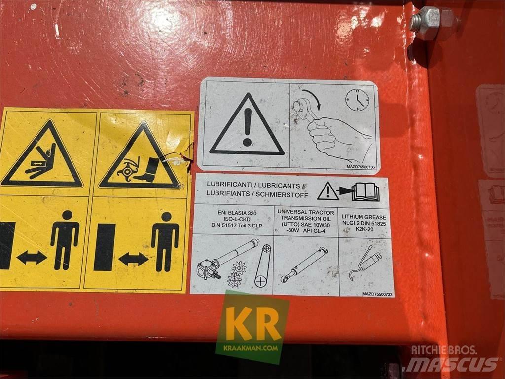 Kubota RTZ4512 Odstranjivači stabljika krumpira