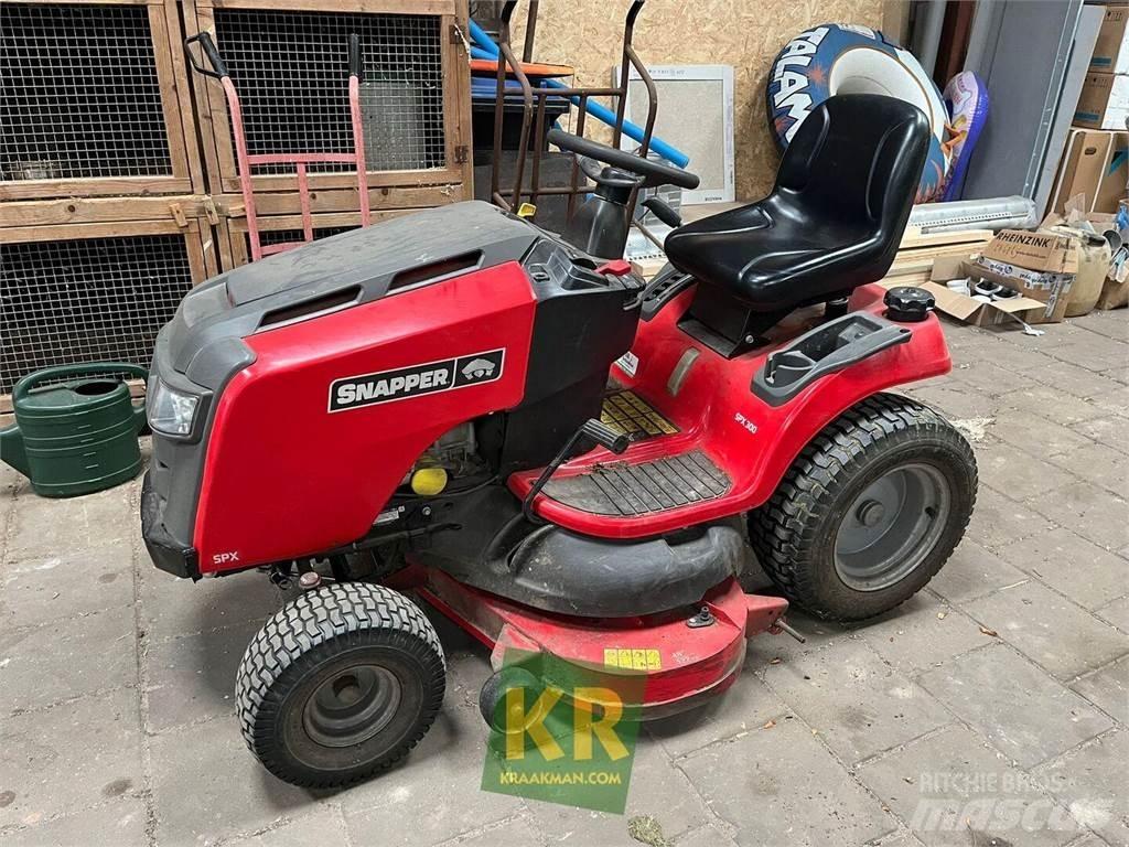 Snapper SPX 300 Traktorske kosilice