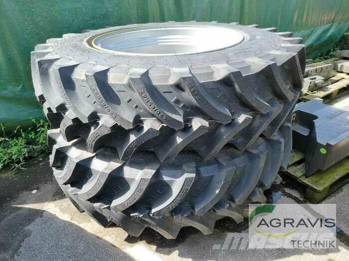  520/85R42 Gume, kotači i naplatci