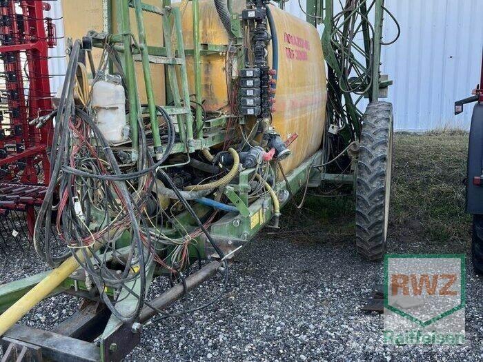 Amazone UG 3000 Vučene prskalice