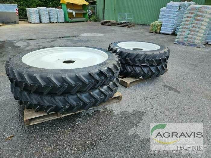 BKT KR270/95R42 Gume, kotači i naplatci