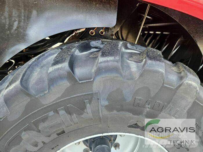 Case IH LB 424 R RL6 Balirke za kockaste bale