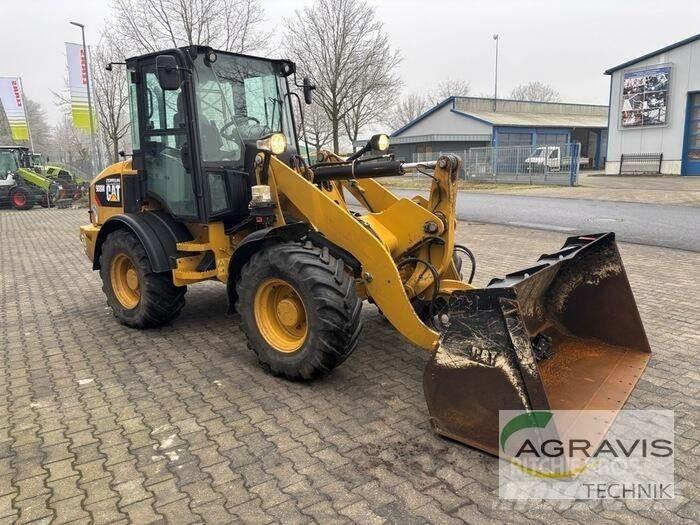 CAT 908 Utovarivači na kotačima