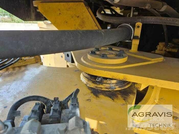 CAT 930 M Utovarivači na kotačima