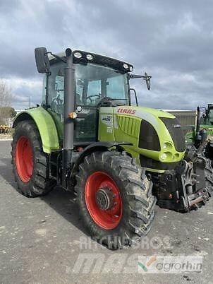 CLAAS ARION 510 Traktori