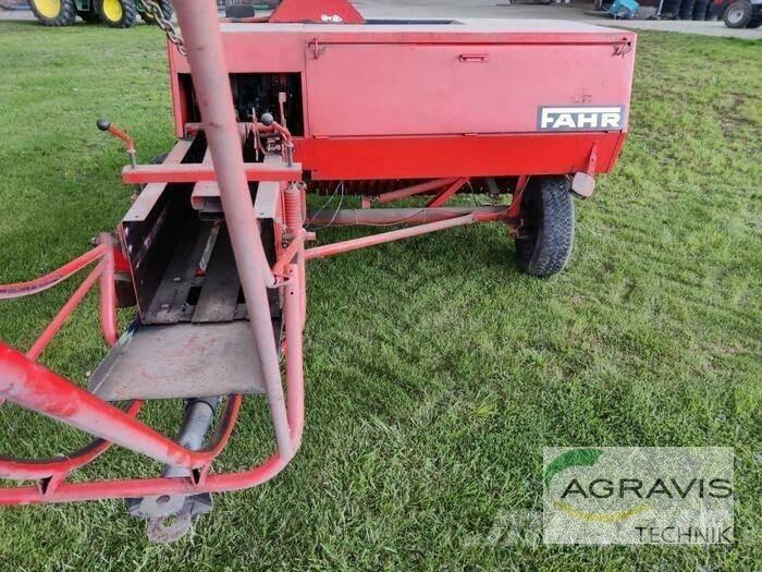 Deutz-Fahr HD 400 Balirke za kockaste bale