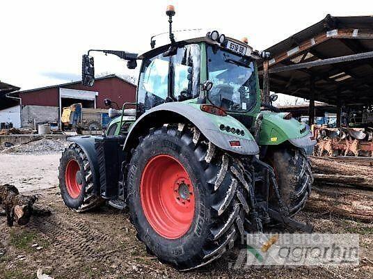 Fendt 716 SCR Traktori