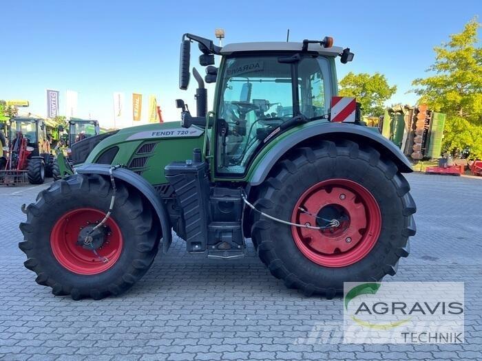 Fendt 720 VARIO S4 Traktori