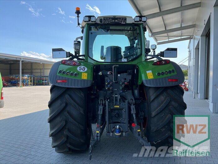 Fendt 724 Vario Gen6 Traktori