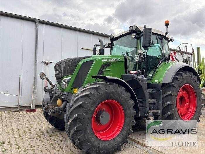 Fendt 826 VARIO S4 Traktori