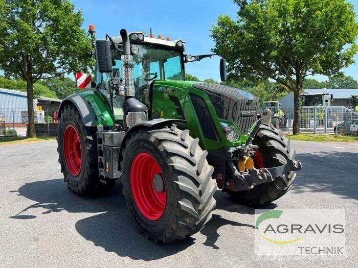 Fendt 828 VARIO S4 Traktori