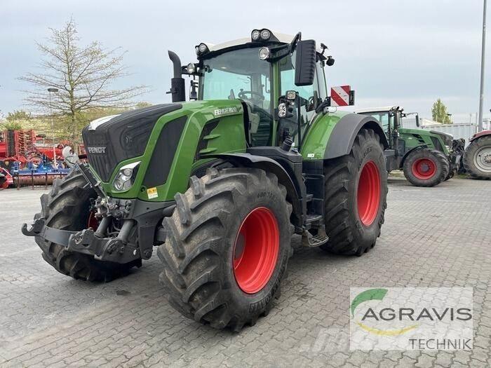 Fendt 828 VARIO S4 Traktori