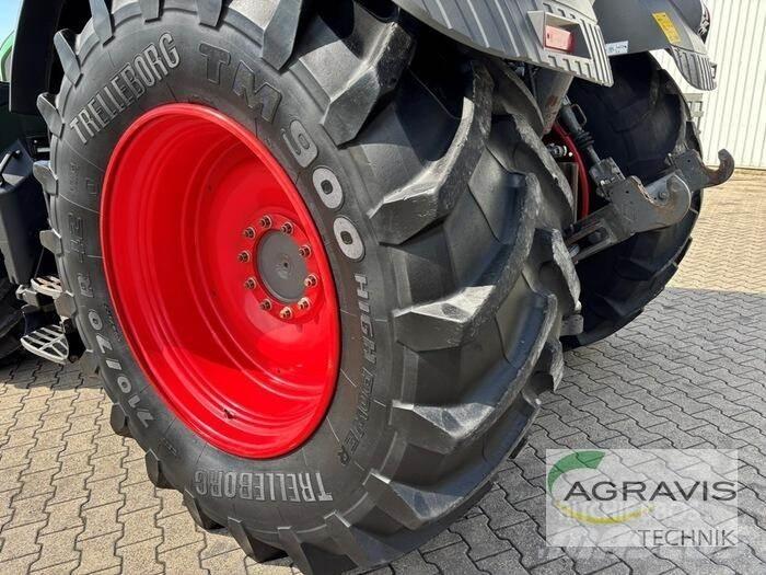 Fendt 828 VARIO S4 Traktori