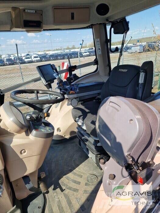 Fendt 828 VARIO S4 Traktori