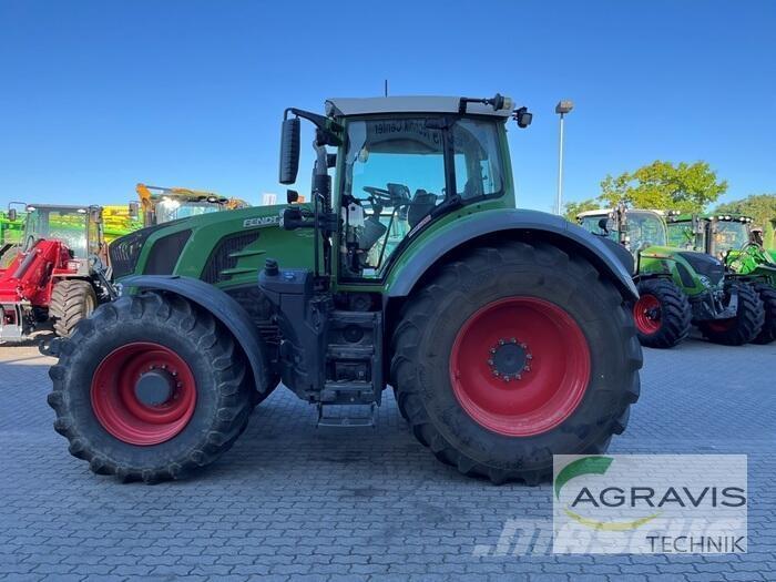 Fendt 828 VARIO S4 Traktori