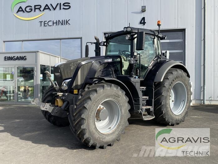 Fendt 828 VARIO S4 Traktori