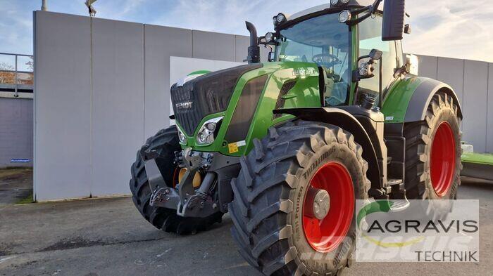 Fendt 828 VARIO S4 Traktori