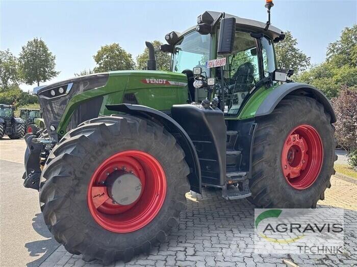 Fendt 933 VARIO GEN-7 Traktori