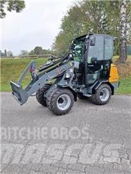 GiANT G2300 HD Utovarivači na kotačima