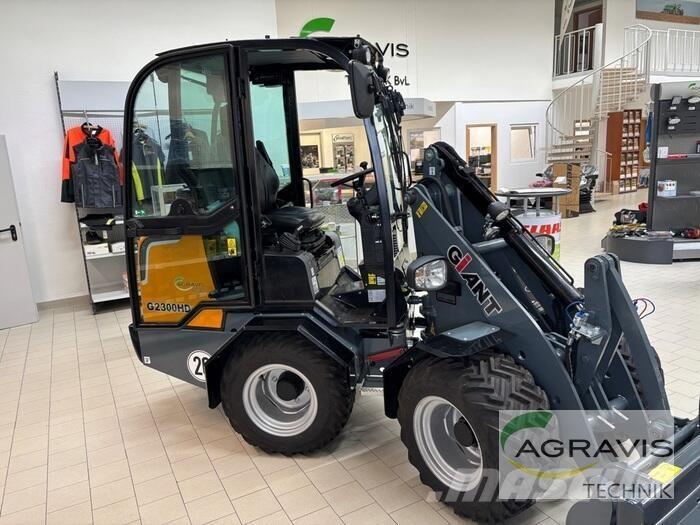 GiANT G2300 HD Utovarivači na kotačima