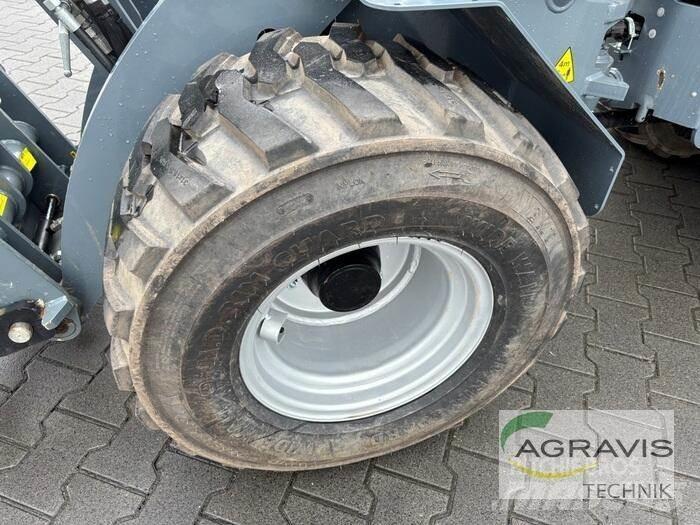 GiANT G2500 HD Utovarivači na kotačima