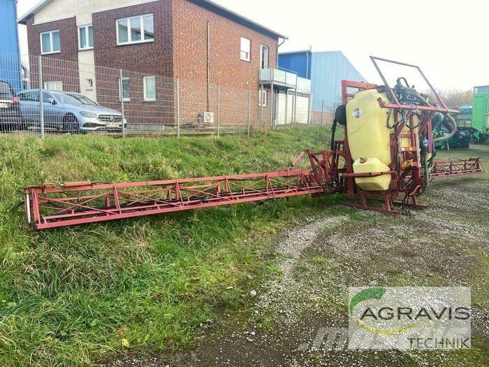 Hardi MEGA 1000 LTR. Vučene prskalice